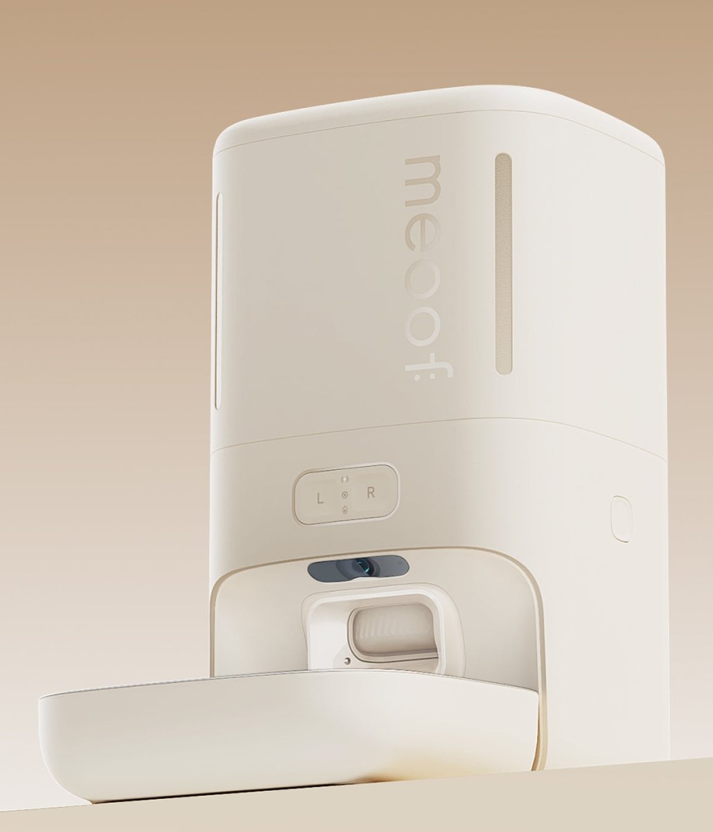 smartprivacycameraautomaticpetfeeder3jpg Urban Pet Play Ltd | AwardWinning Pet Care Pet Shop